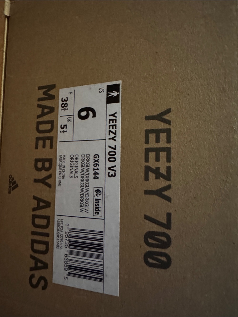 Yeezy Sneakers in Black and Gray - Picture 10 of 10